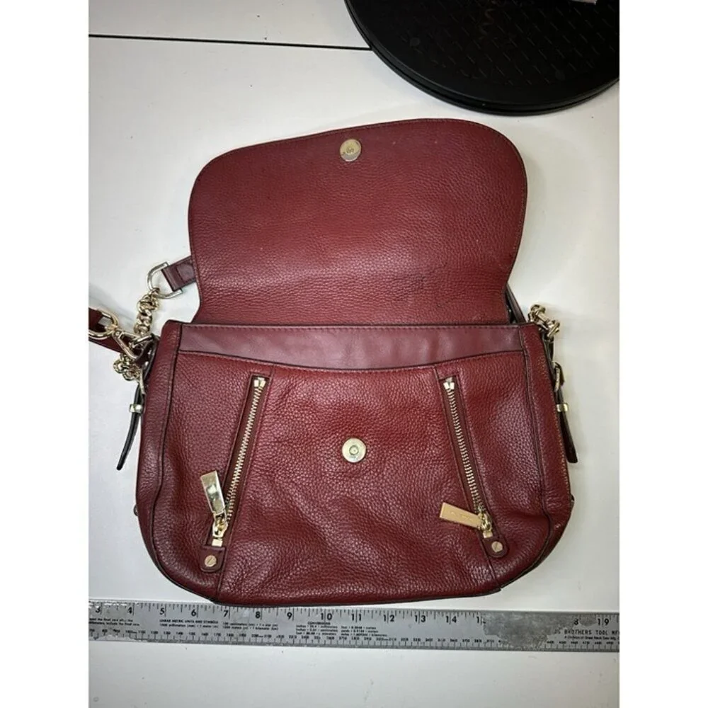 Michael Kors handbag Black Leather/Gold Detail